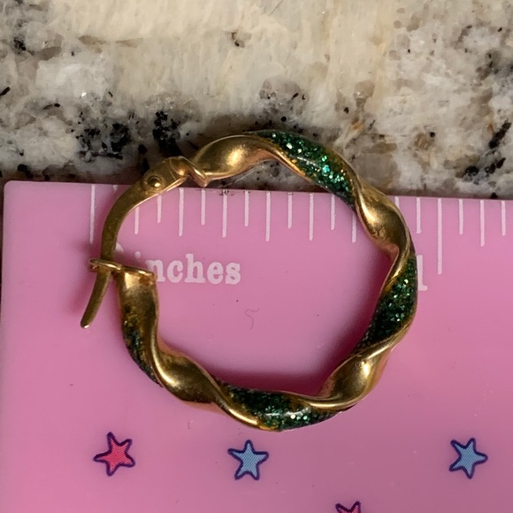 14K Vintage Yellow Gold Hoops 💚 - Picture 9 of 11